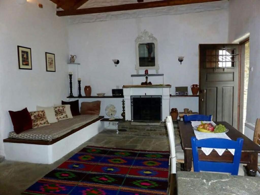 Traditional Greek Cottage Palaiokastron  Kültér fotó